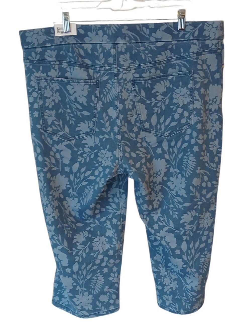 Kim Rogers Blue Floral Knit Capris Size 18W NWT - Picture 5 of 8